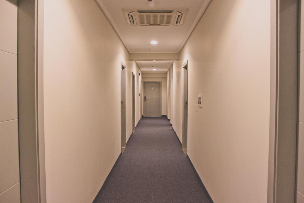 Nova Hotel Ciudad del Este Esterno foto